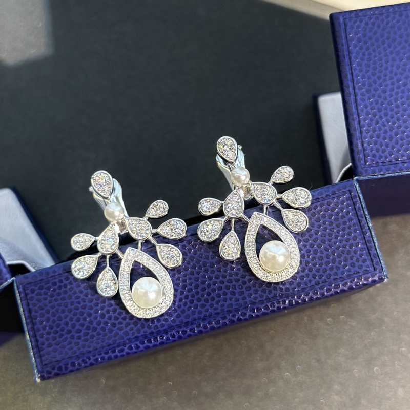 CHAUMET